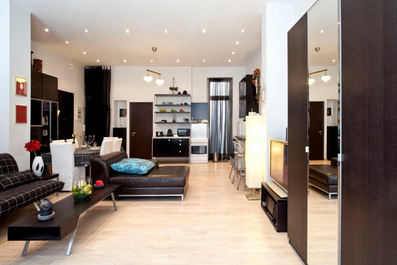 Deluxe Central Loft Near Acropolis Атина Екстериор снимка